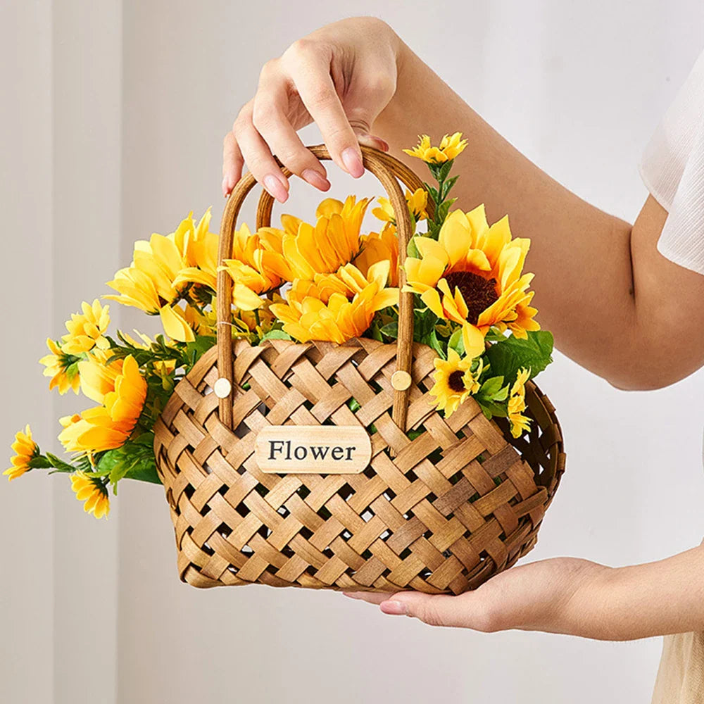 소녀 바구니의 우아한 대나무 꽃 바구니 - 친환경 장식