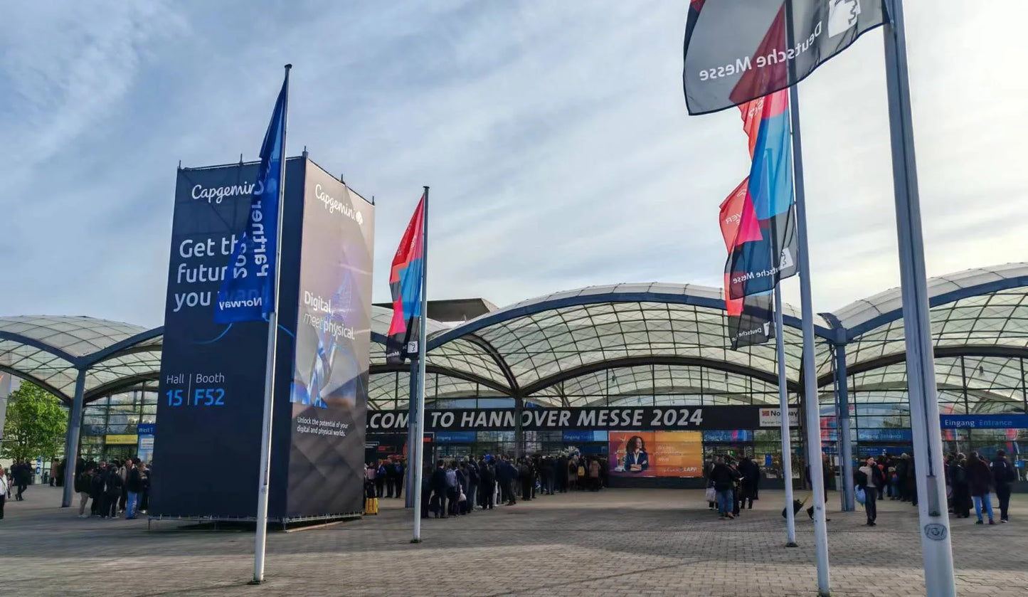 Indoor Plant Stand & Grow Light - Stylish Corner Shelf for Plant Lovers
