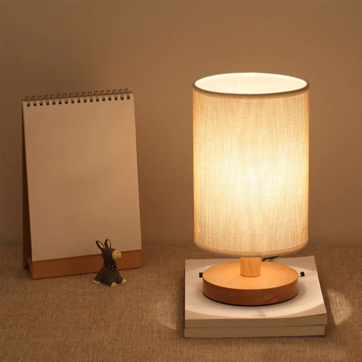 Eco-Friendly Wooden USB Table Lamp for Cozy Bedrooms