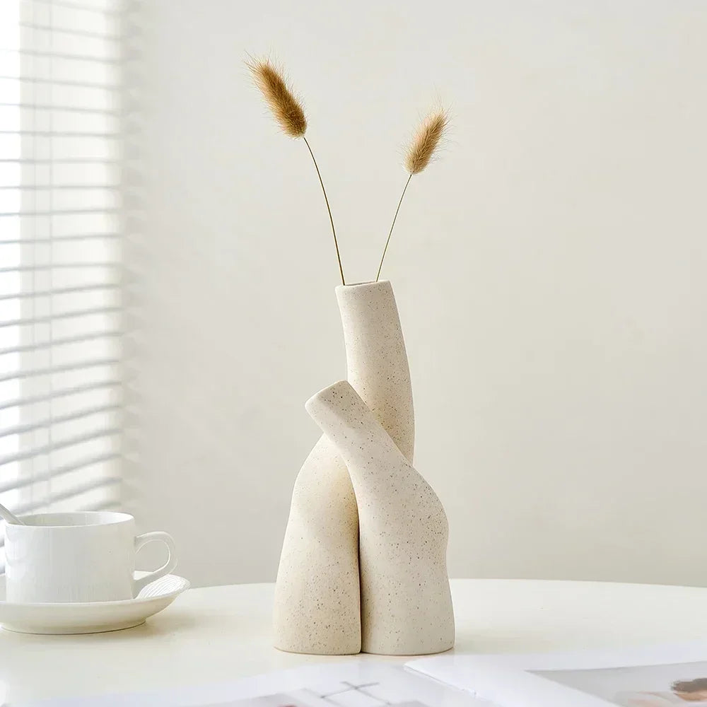 Modern Ceramic Frosted Vase - Unique Décor for Home & Office